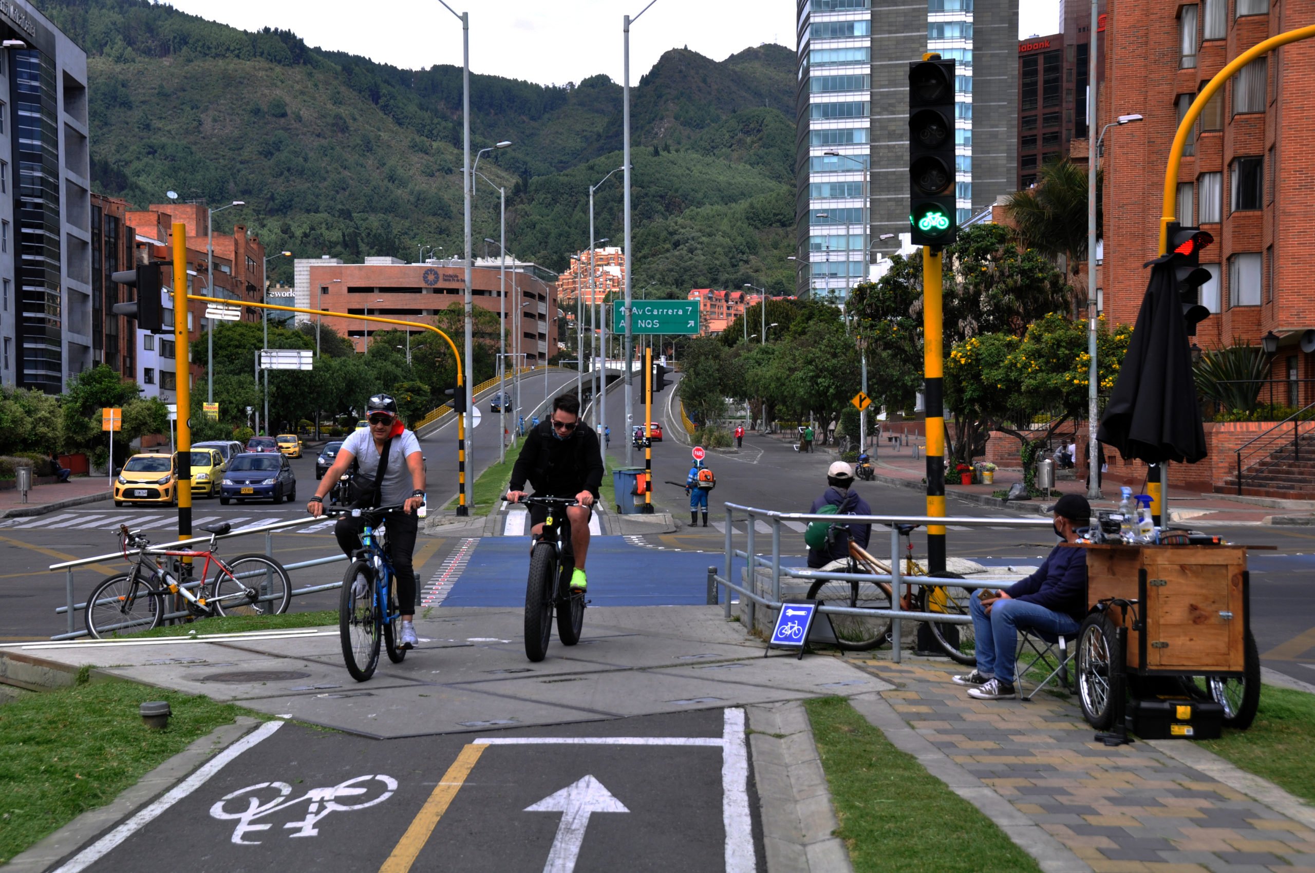 Bogotá Wins 2022 Sustainable Transport Award
